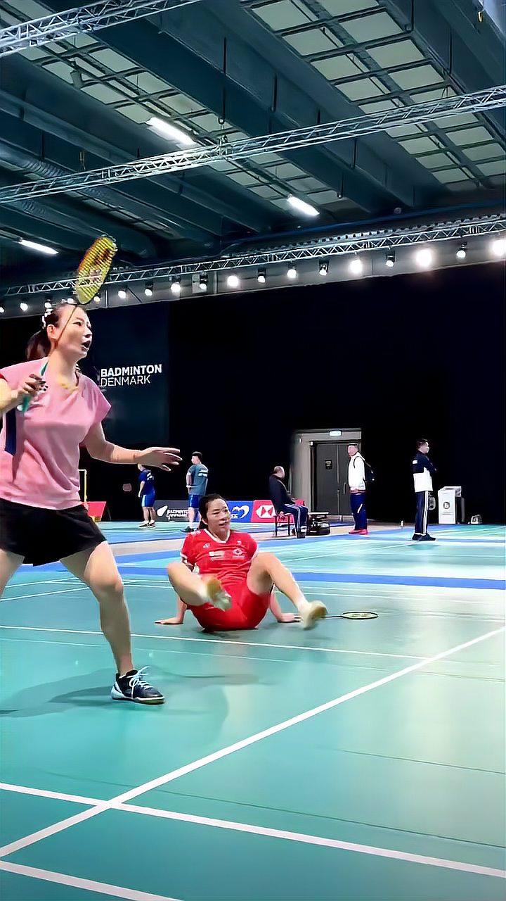 关于日本羽毛球队完胜丹麦羽毛球队，马琳关键制胜的信息