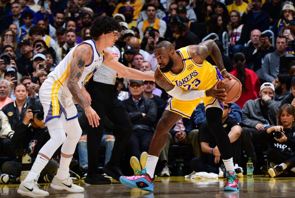 魔术鏖战湖人，莫兰特制霸全场