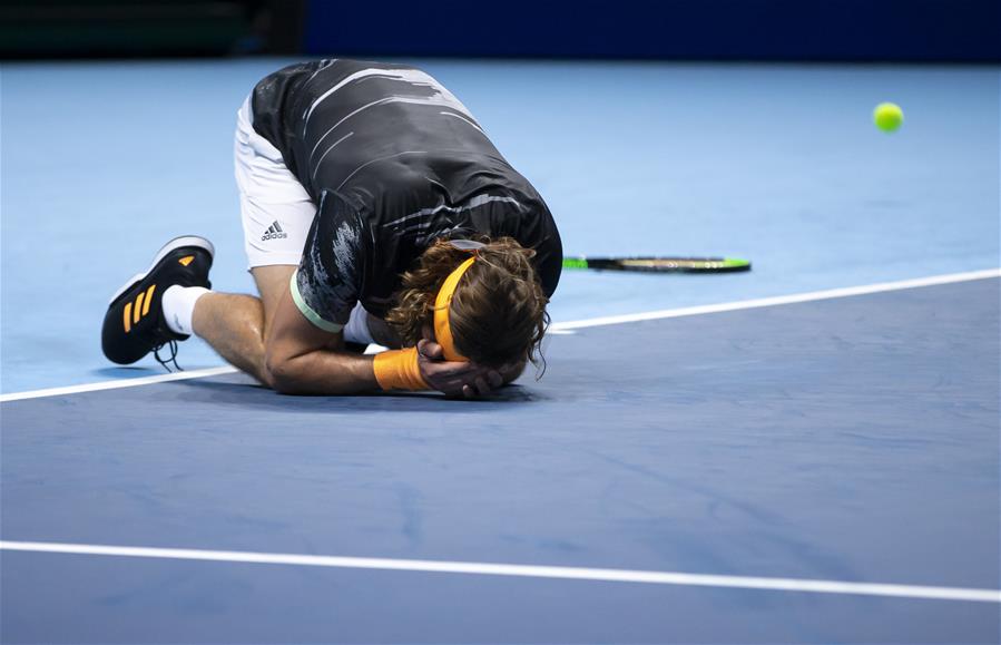 欧洲网球队翻盘德国网球队，西西帕斯爆发神勇