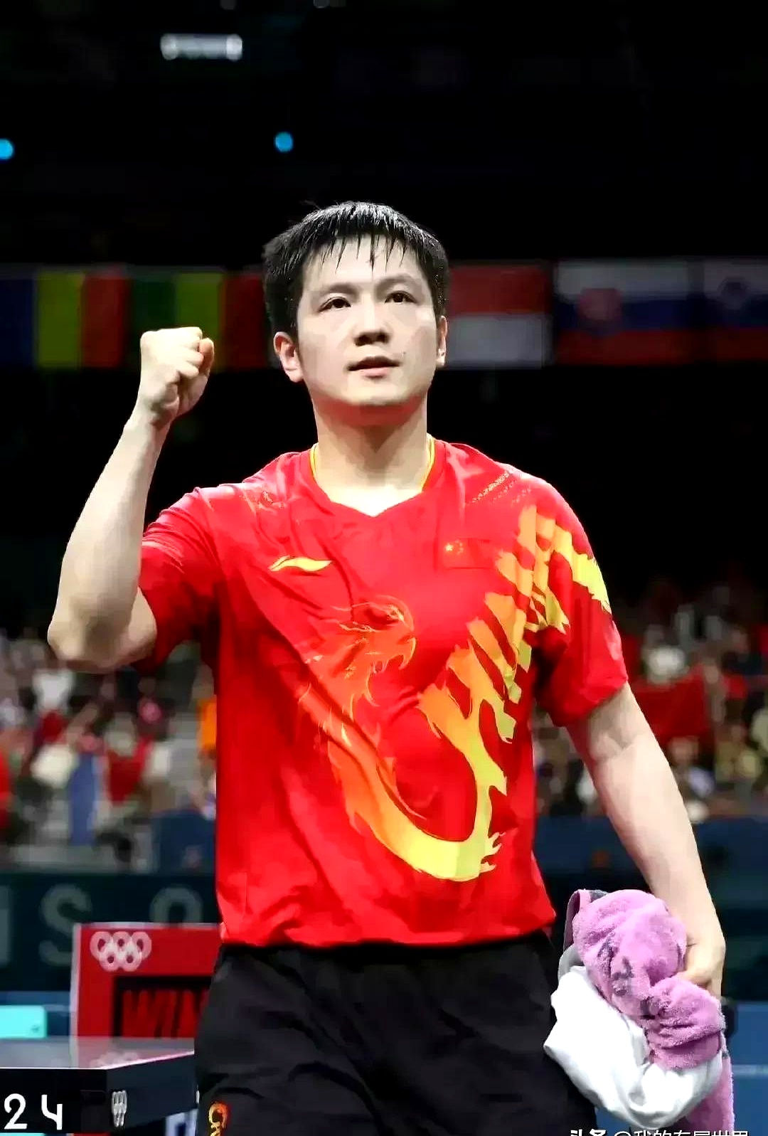 日本乒乓球队鏖战波兰乒乓球队，马龙打破历史纪录