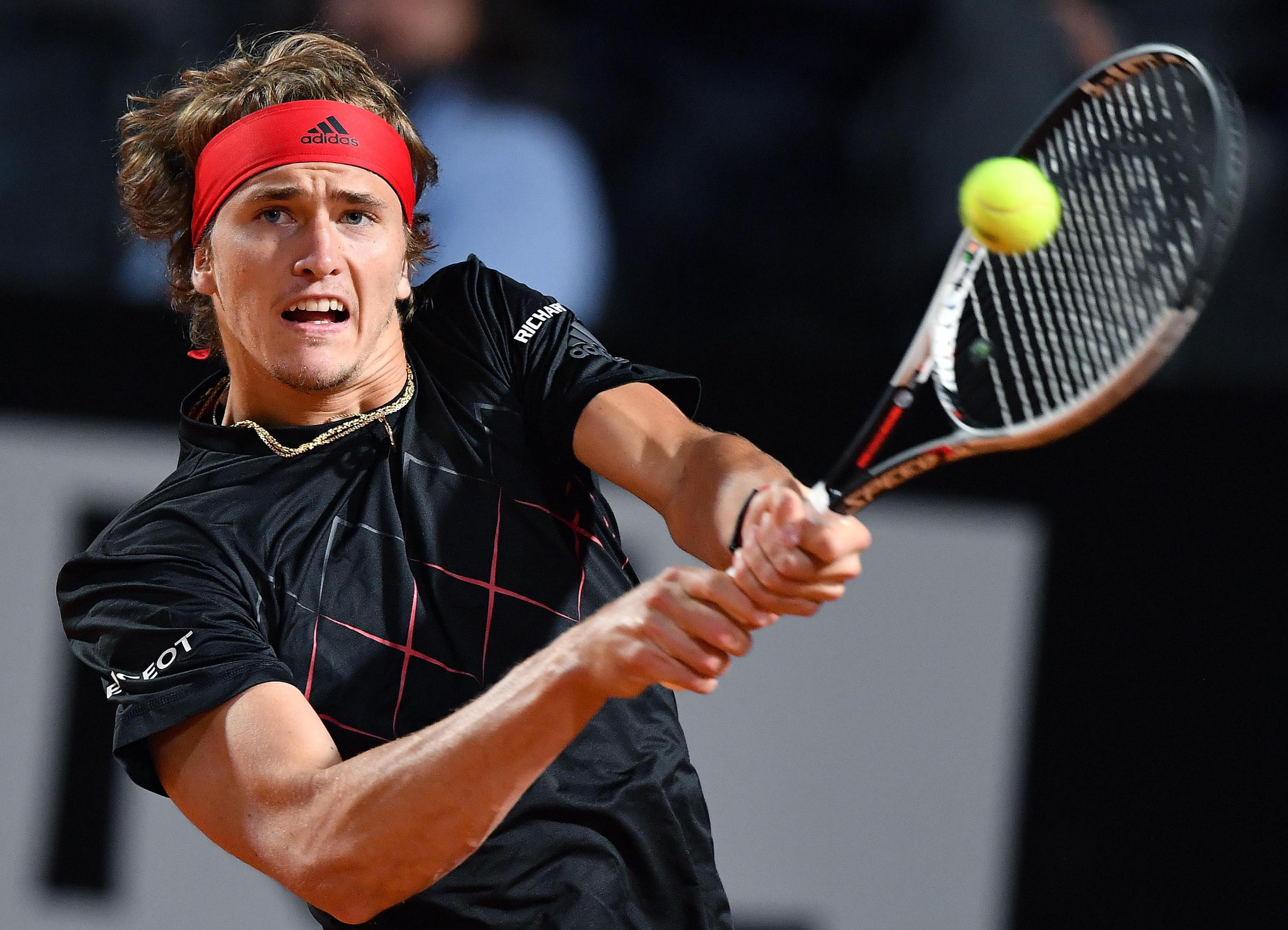 欧洲网球队完胜意大利网球队，兹维列夫关键制胜