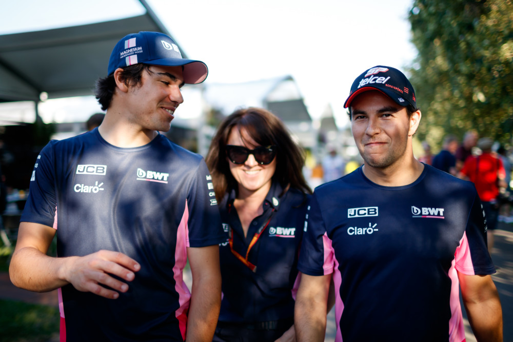 哈斯车队鏖战阿斯顿马丁，佩雷兹状态火热