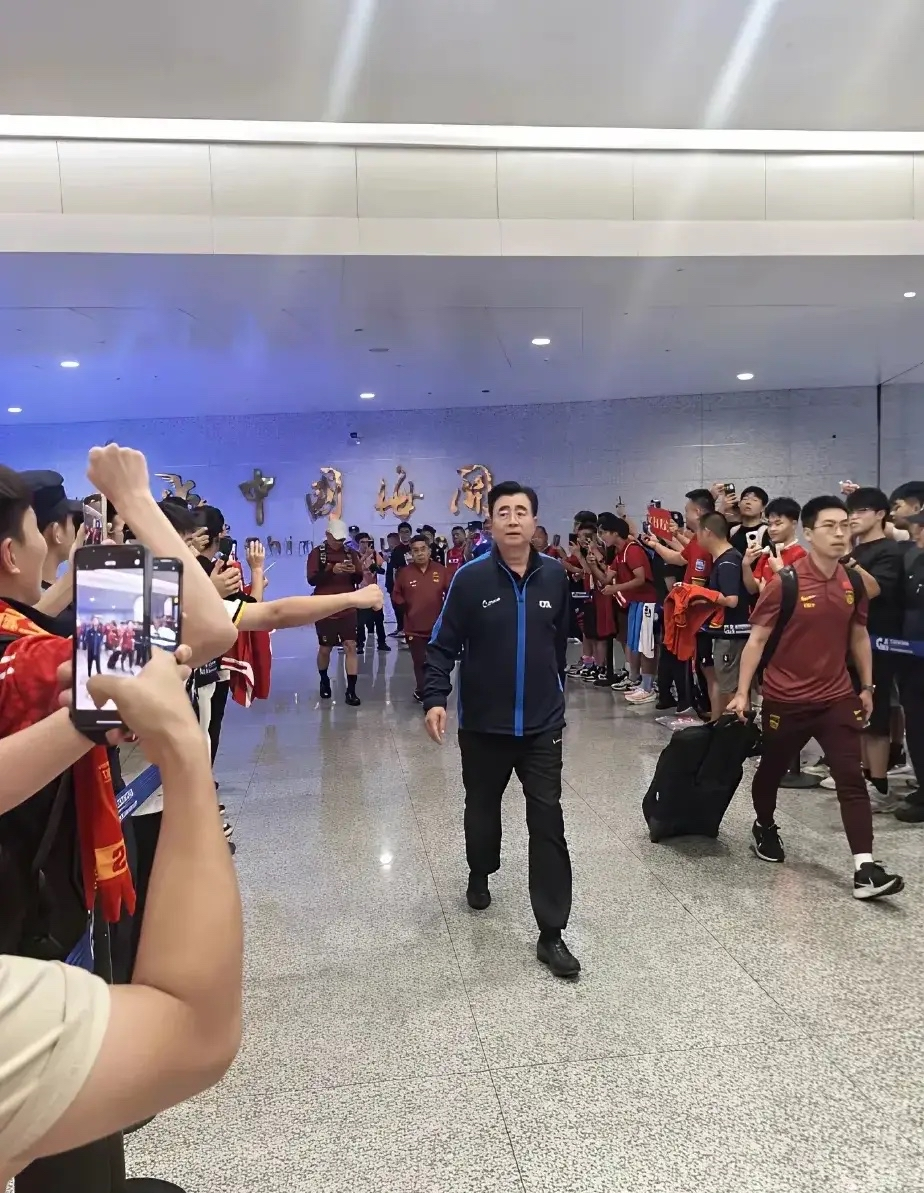 印尼队碾压韩国队,桃田贤斗关键制胜 印尼队碾压韩国队,桃田贤斗关键制胜