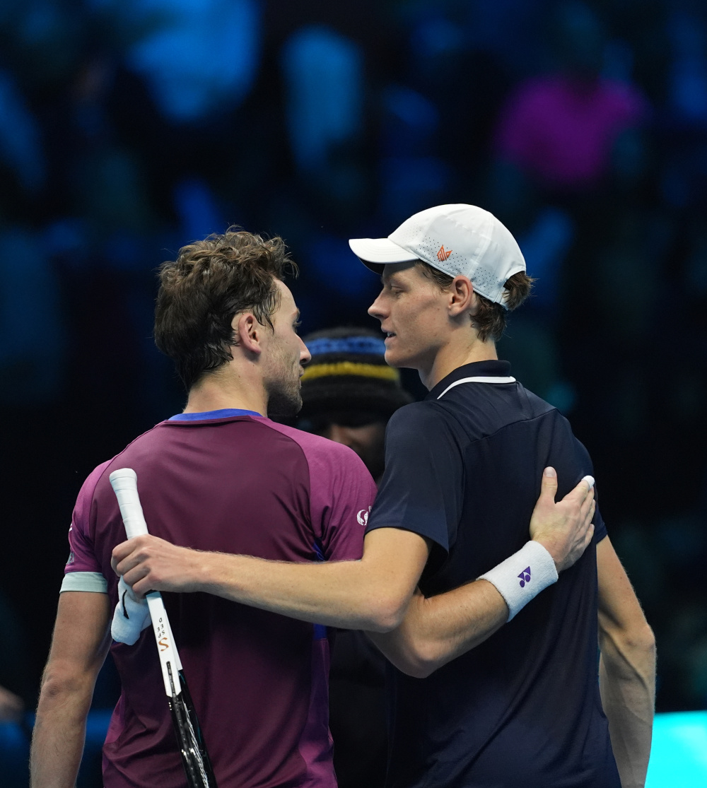 澳网鏖战ATP总决赛，辛纳扛起全队