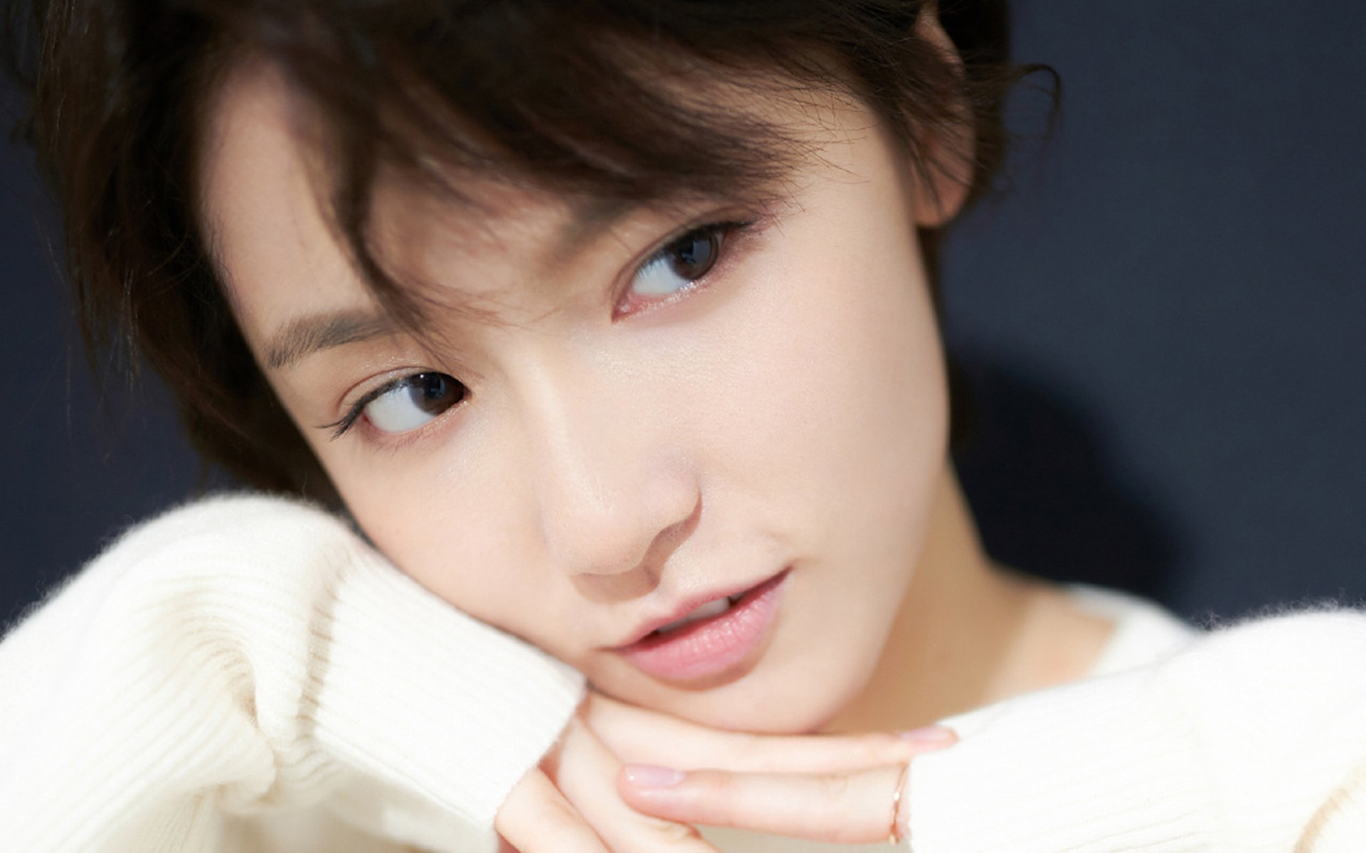 存在感与炮火齐鸣,乔治如何率领黄蜂以全队火力压制猛龙